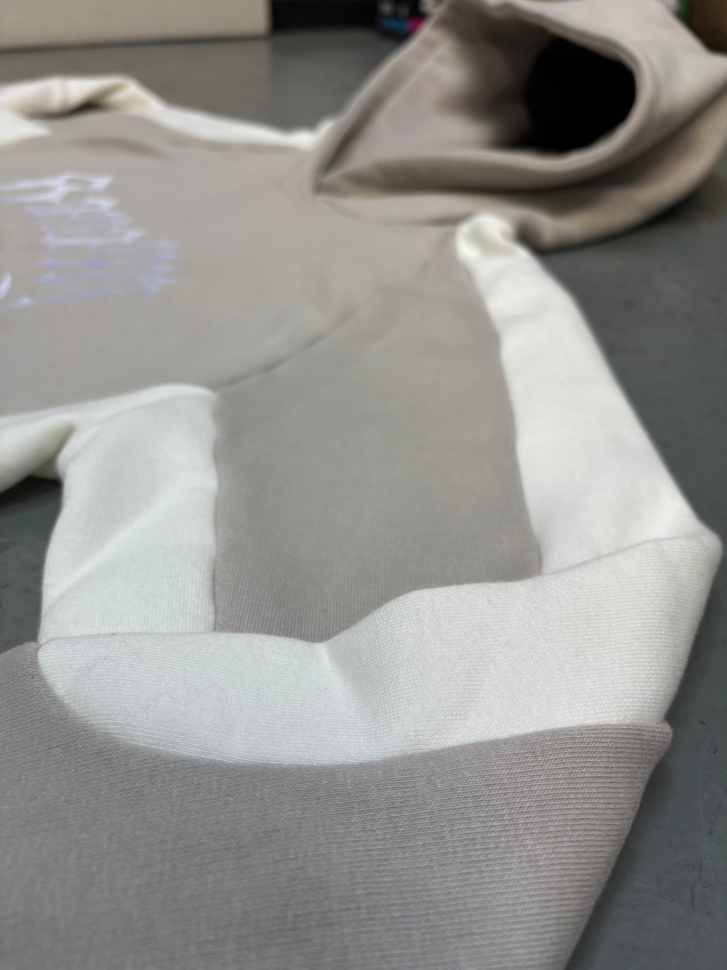 BANALLY ¨URBAN CLOUD¨ TRACKSUIT - LIGHT GOLD