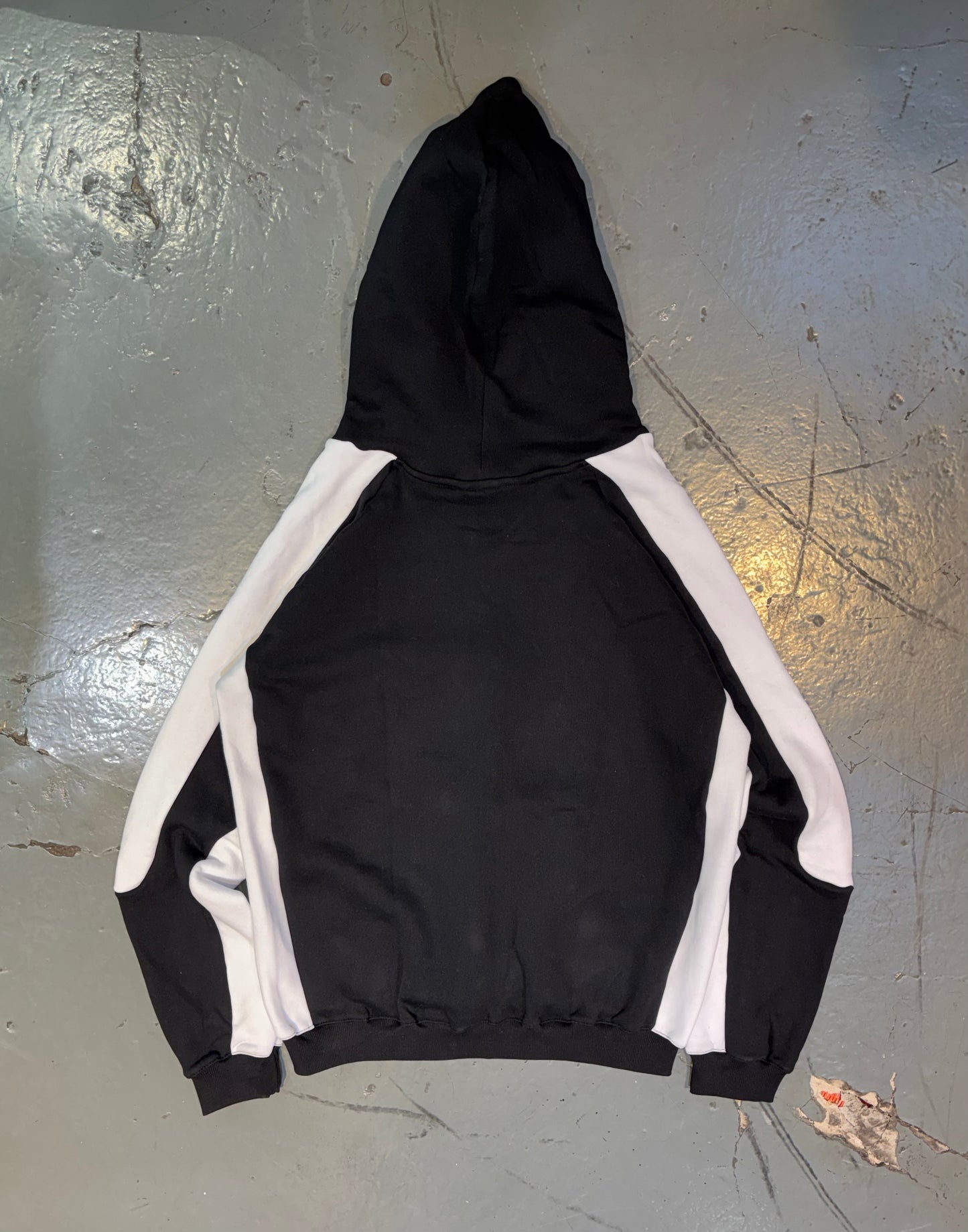 "URBAN CLOUD" HOODIE 2.0 - BLACK