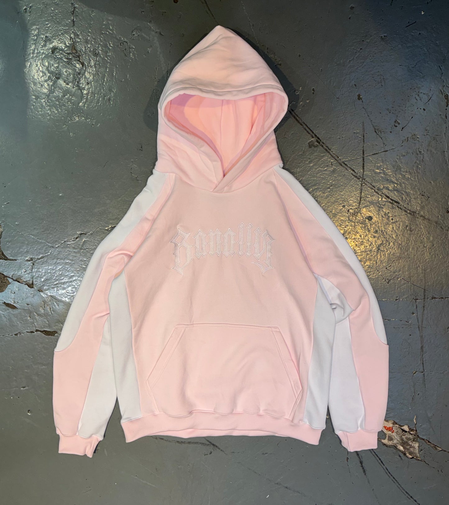 "URBAN CLOUD" HOODIE 2.0 - BUBBLE GUM